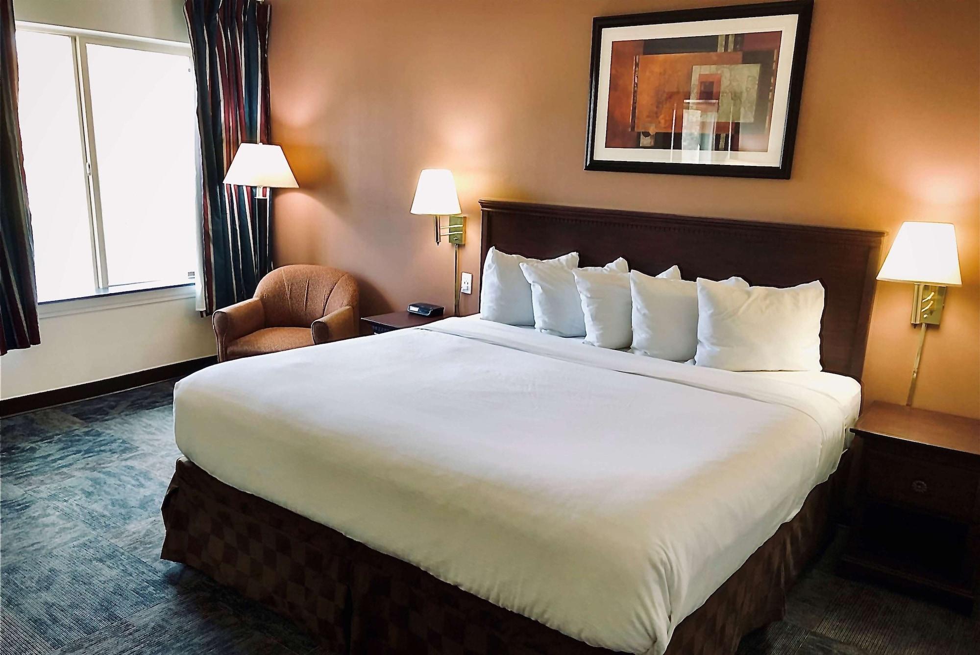 Ramada By Wyndham Spokane Valley Exterior photo
